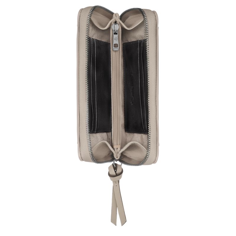Beige Longchamp 3D Women Wallet | US-397EAGPHL